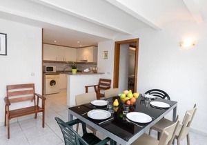 El Gato II by Interhome