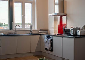 Elegant 1 Bed Duplex APT- West Bromwich