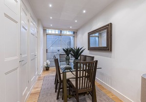 Elegant 2-bed house in Belgravia, Central London