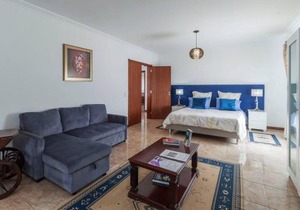 Elegant residence with jacuzzi in Agua De Pau