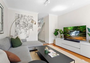 Elegantly Modern 2-Bed In The Heart of Chippendale
