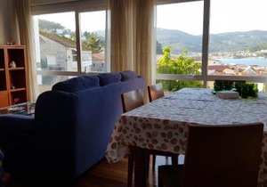 En Muros, céntrico, amplio, luminoso, vistas al mar