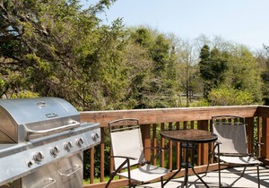 Enjoy an affordable beach getaway for up to 6 guests in Lincoln City, Oregon!