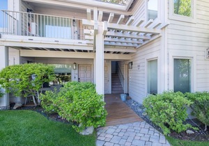 Enjoy the Lakeview! Complex centrally located in Kings Beach, right on the Lake!