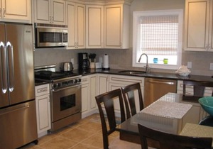 Enjoy your vacation in a luxurious condo at oceanfront Royal Beach Condominiums