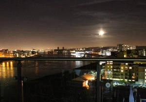 Entire double bed flat with river view minimum stay 20 days