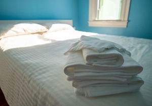 Entire Spacious Guest Unit @JHU (w Private Bath)