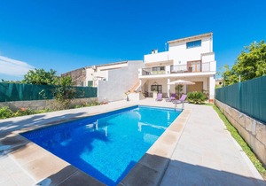 ES DESAIGUA - Villa with private pool in Llubí. Free WiFi