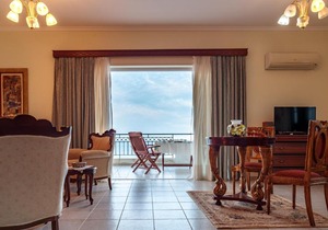 Escape Reality - Magic Getaway with Paradise View