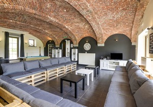 Expansive Holiday Home in Houyet with Garden