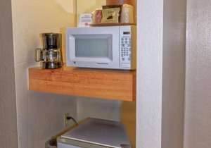 Experience Colorado Like Never Before! 2 Contemporary Units! Indoor Pool, Bar!