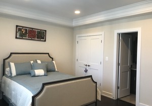 Extra Large Luxury Condo in Washington