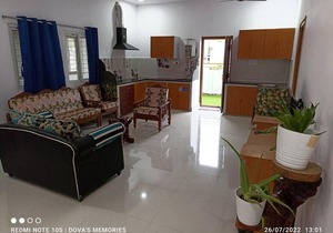 F1- 2 bedroom hill view unit with covered parking