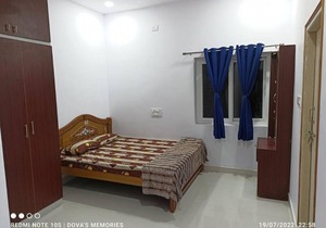 F1- 2 bedroom hill view unit with covered parking