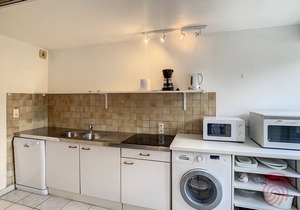 F2 Apartment in Lamalou, terrace, wifi, pets allowed, near center & spa