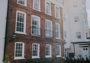 Fab 2B Town Centre apt w/pkg Cavendish Hse Windsor