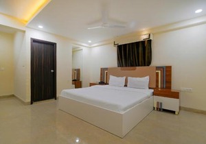 FabHotel Imperial Regency
