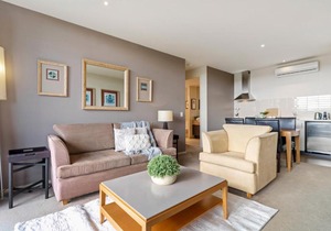 Fairway Views – Moonah Apartment 23 & 24