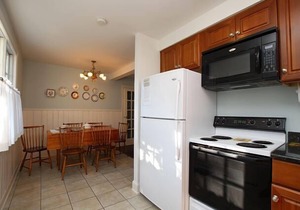 Family Compound in the Ocean Block of Maryland Avenue, steps from Boardwalk!