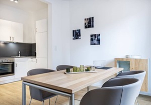 Family-friendly apartment for 5 people in a prime location by the harbor -