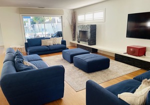 Family friendly Pearly home with pool - your little slice of family paradise!