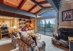 Fantastic Private Forest Setting with Spectacular Panoramic Lakeview