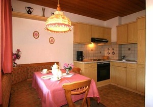 Ferienwohnung Nr. 4, 1 bis 4 Personen, 65 qm, 1 separates Schlafzimmer, Balkon