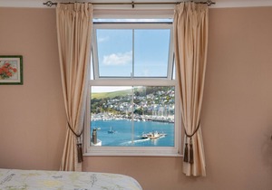 Ferry View - Three Bedroom House, Sleeps 6