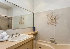 Fiesta Palms 6 - Central Byron Bay