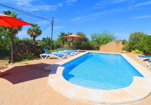 Finca "Can Cova" with Private Pool and Wi-Fi