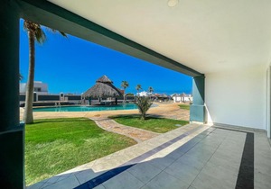 Find Peace at a Modern Ground Floor Condo