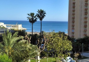 First line beach, pool, wifi, air conditioning, Netflix, smartv 49