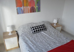 Flat 100m from the beach