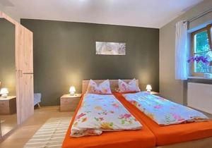 Flat in Zenting with a garden