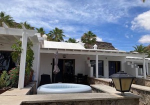 Flatguest Playa del Cura +Beach +Terrace +Garden
