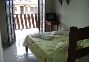 FLATS CAPPIO 2 - Seafront, with air conditioning, TV, fans, WIFI, etc.