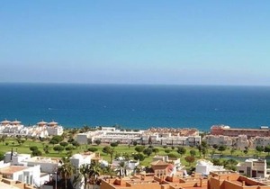 For rent luxury apartment ideal for 4 people