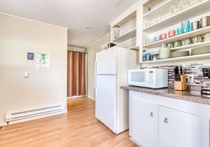 Four Dog-Friendly Rentals Near Beach Access - Ideal for Multi-Families