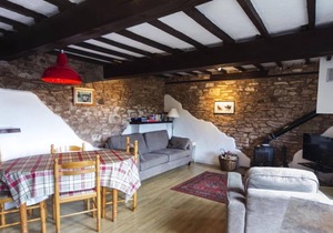 Four star cottage in glorious Devon countryside, indoor pool, sauna, WiFi