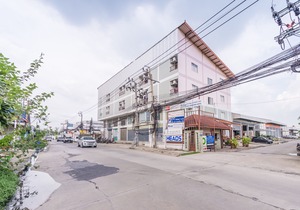Freesia Guesthouse Suvarnabhumi