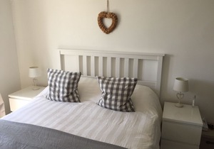 Freshwinds is a wonderful sea-side holiday home with breath taking sea views