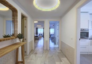 Front Row Penthouse Apartment on Carvajal Beach