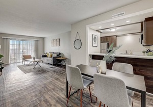 Frontdesk | 1 BR in Georgetown