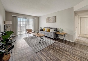 Frontdesk | 1 BR in Georgetown