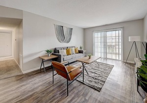 Frontdesk | 2 BR Close to Notre Dame