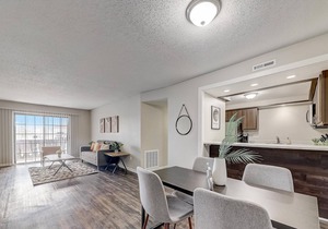 Frontdesk | 2 BR in Georgetown