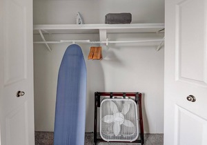 Frontdesk | Georgetown 1 BR near ND