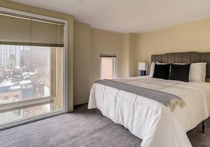 Frontdesk | Sunny 2 BR loft in Washington Square