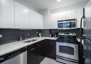 FRONTDESK Trendy Studio Apt near Lake Michigan