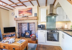 Fuchsia Cottage